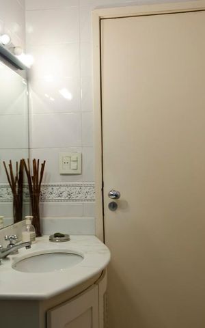 Apartamento à venda com 167m², 3 quartos e 1 vaga Apartamento à venda com 167m², 3 quartos e 1 vagaBanheiro 1