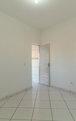Casa para alugar com 40m², 1 quarto e sem vaga Casa para alugar com 40m², 1 quarto e sem vagaSuíte
