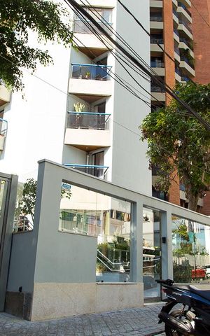 Apartamento à venda com 105m², 3 quartos e 2 vagas Apartamento à venda com 105m², 3 quartos e 2 vagasFachada