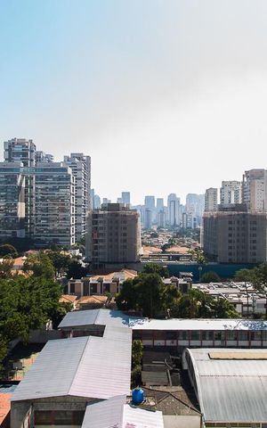 Apartamento à venda com 105m², 3 quartos e 2 vagas Apartamento à venda com 105m², 3 quartos e 2 vagasVista da varanda