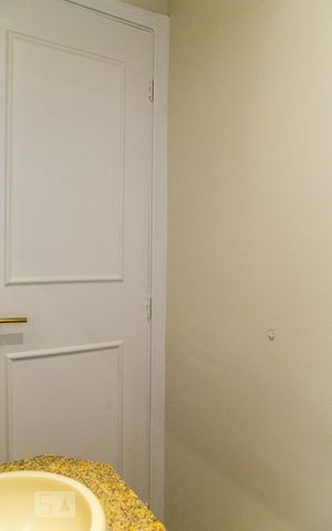 Apartamento à venda com 105m², 3 quartos e 2 vagas Apartamento à venda com 105m², 3 quartos e 2 vagasLavabo