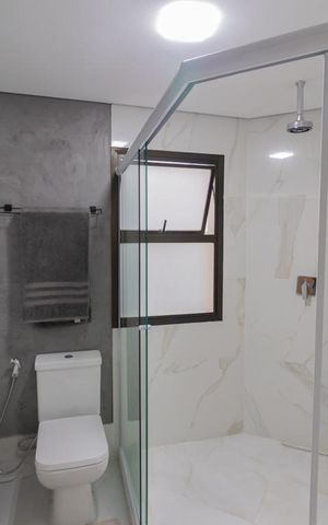 Apartamento à venda com 120m², 3 quartos e 3 vagas Apartamento à venda com 120m², 3 quartos e 3 vagasBanheiro da Suíte 1