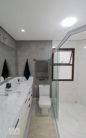Apartamento à venda com 120m², 3 quartos e 3 vagas Apartamento à venda com 120m², 3 quartos e 3 vagasBanheiro da Suíte 1