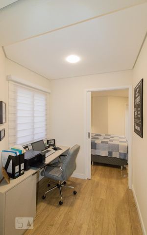 Apartamento à venda com 120m², 3 quartos e 3 vagas Apartamento à venda com 120m², 3 quartos e 3 vagasEscritório