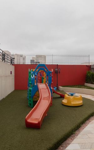 Apartamento à venda com 120m², 3 quartos e 3 vagas Apartamento à venda com 120m², 3 quartos e 3 vagasÁrea Comum - Playground