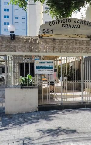 Apartamento para alugar com 55m², 1 quarto e sem vagaFachada