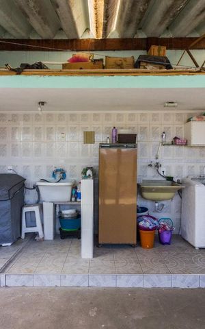 Casa à venda com 440m², 4 quartos e 2 vagasÁrea de Serviço