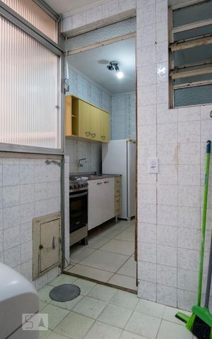 Apartamento à venda com 78m², 2 quartos e sem vagaÁrea de Serviço