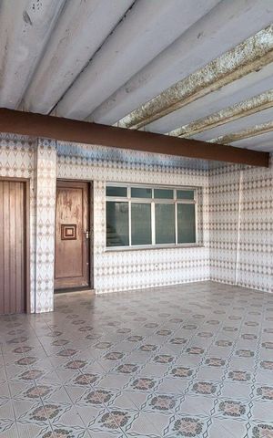 Casa à venda com 170m², 2 quartos e 2 vagasGaragem