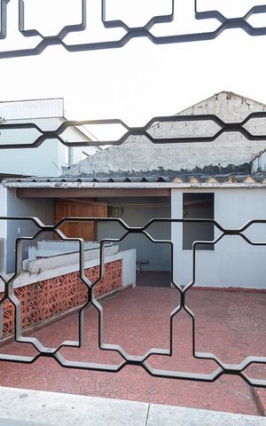 Casa à venda com 170m², 2 quartos e 2 vagasVista quarto 1