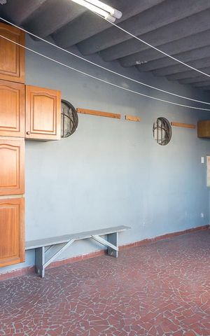 Casa à venda com 170m², 2 quartos e 2 vagasÁrea de serviço