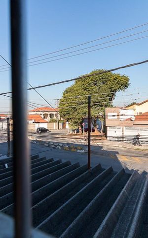 Casa à venda com 170m², 2 quartos e 2 vagasVista quarto 2