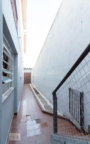Casa à venda com 170m², 2 quartos e 2 vagasÁrea externa