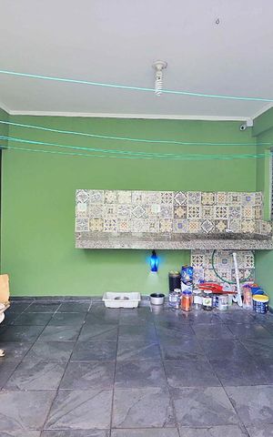 Casa à venda com 196m², 3 quartos e 3 vagasQuintal