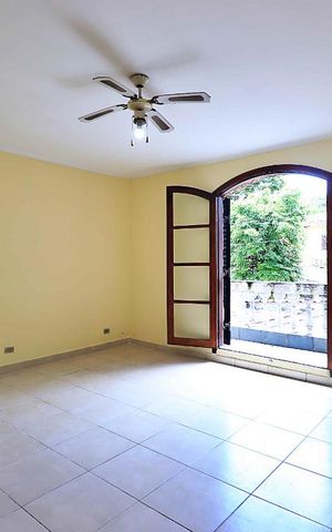 Casa à venda com 196m², 3 quartos e 3 vagasQuarto 1