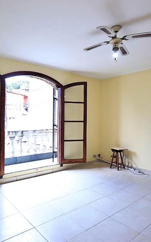 Casa à venda com 196m², 3 quartos e 3 vagasQuarto 1