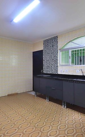 Casa à venda com 196m², 3 quartos e 3 vagasCozinha