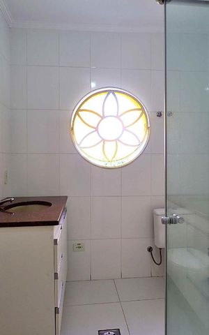 Casa à venda com 196m², 3 quartos e 3 vagasBanheiro 1