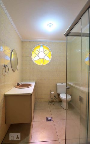 Casa à venda com 196m², 3 quartos e 3 vagasBanheiro 2