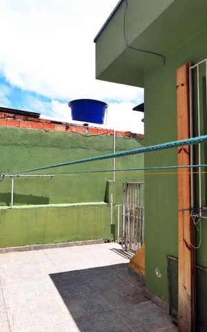 Casa à venda com 196m², 3 quartos e 3 vagasQuintal