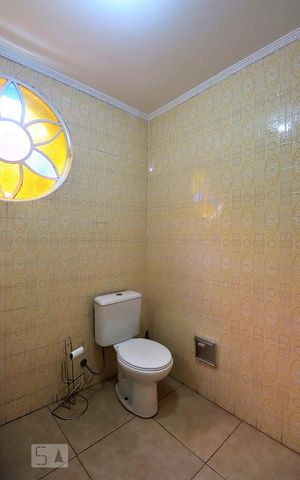Casa à venda com 196m², 3 quartos e 3 vagasBanheiro 2