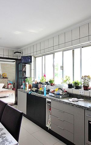 Apartamento à venda com 200m², 4 quartos e 1 vagaCozinha
