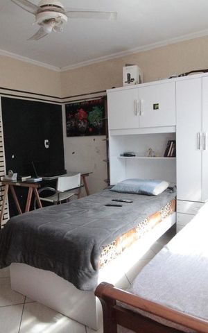 Casa à venda com 80m², 3 quartos e 1 vagaquarto 2