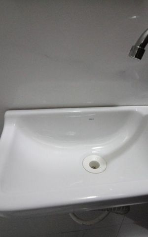 Casa à venda com 80m², 3 quartos e 1 vagalavabo