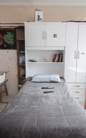 Casa à venda com 80m², 3 quartos e 1 vagaquarto 2
