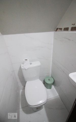 Casa à venda com 80m², 3 quartos e 1 vagalavabo