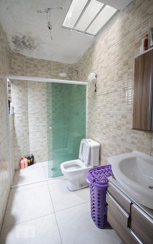 Casa à venda com 80m², 3 quartos e 1 vagabanheiro