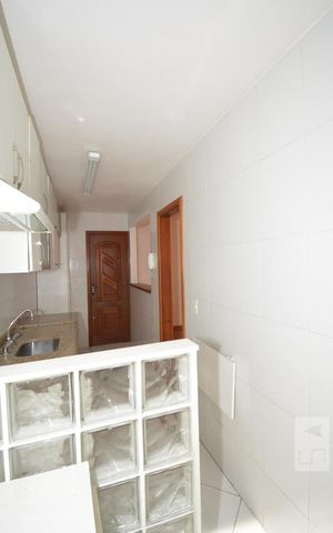 Apartamento à venda com 78m², 3 quartos e 1 vagaCozinha e Área de Serviço