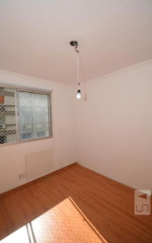 Apartamento à venda com 78m², 3 quartos e 1 vagaQuarto 2