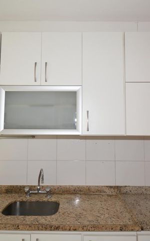 Apartamento à venda com 78m², 3 quartos e 1 vagaCozinha e Área de Serviço - Armários