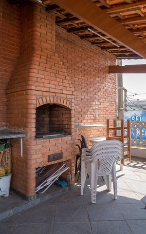 Casa à venda com 277m², 3 quartos e 5 vagas Casa à venda com 277m², 3 quartos e 5 vagasÁrea comum - Churrasqueira
