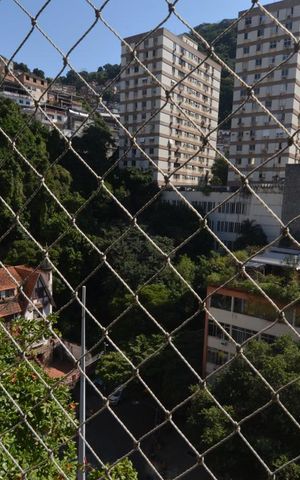 Apartamento à venda com 135m², 4 quartos e 1 vagaVista