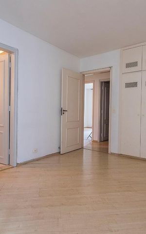 Apartamento à venda com 90m², 2 quartos e 1 vaga Apartamento à venda com 90m², 2 quartos e 1 vagaSuíte