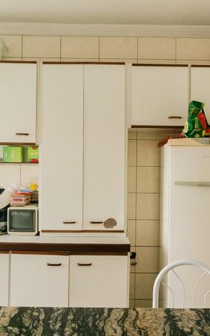 Casa à venda com 230m², 3 quartos e 3 vagas Casa à venda com 230m², 3 quartos e 3 vagasCozinha