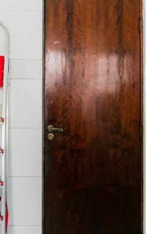 Casa à venda com 230m², 3 quartos e 3 vagas Casa à venda com 230m², 3 quartos e 3 vagasLavabo