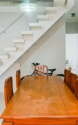 Casa à venda com 230m², 3 quartos e 3 vagas Casa à venda com 230m², 3 quartos e 3 vagasSala de Jantar