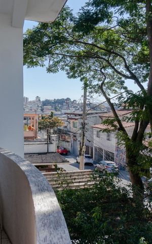 Casa à venda com 230m², 3 quartos e 3 vagas Casa à venda com 230m², 3 quartos e 3 vagasVista da Suíte