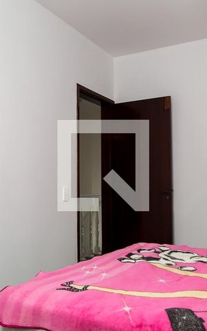 Casa de condomínio à venda com 150m², 3 quartos e 2 vagasSuíte