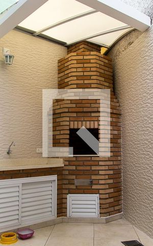 Casa de condomínio à venda com 150m², 3 quartos e 2 vagasQuintal e Área de Serviço