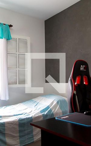 Casa de condomínio à venda com 150m², 3 quartos e 2 vagasQuarto 1