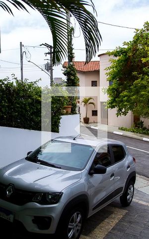 Casa de condomínio à venda com 150m², 3 quartos e 2 vagasGaragem