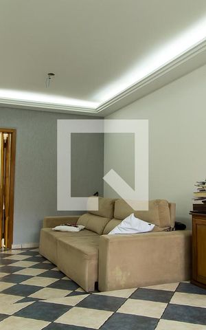 Casa de condomínio à venda com 150m², 3 quartos e 2 vagasSala