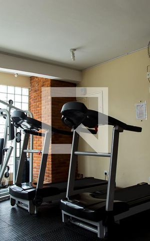 Casa de condomínio à venda com 150m², 3 quartos e 2 vagasAcademia