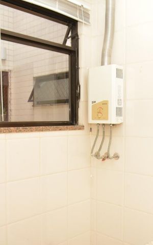 Apartamento à venda com 129m², 4 quartos e 2 vagasDetalhe da area de serviço
