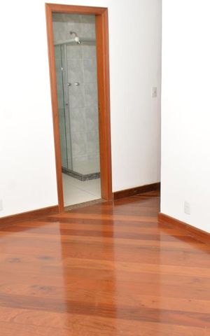 Apartamento à venda com 129m², 4 quartos e 2 vagasQuarto com suite