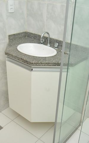 Apartamento à venda com 129m², 4 quartos e 2 vagasBanheiro da suite